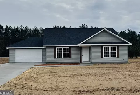61 Manassas Station Rd, Claxton, GA 30417