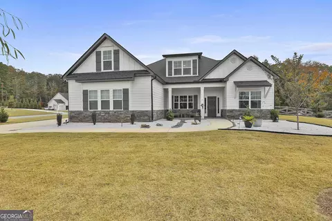 6 Crestview Ct, Newnan, GA 30265