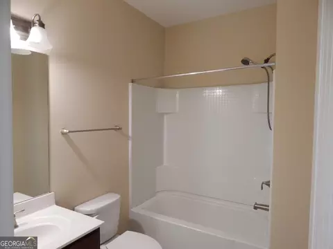 Bath - 3328 Twinrose Pl, Milton, GA 30004 photo 5 of 5