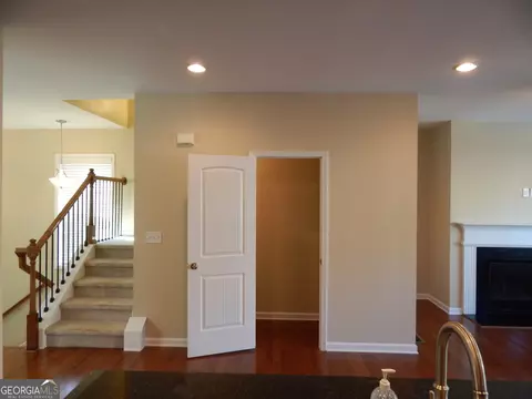 Entry Way - 3328 Twinrose Pl, Milton, GA 30004 photo 3 of 9