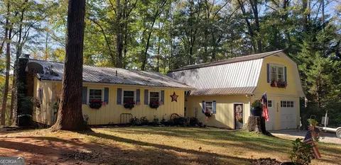 329 Chateau Dr, Lavonia, GA 30553