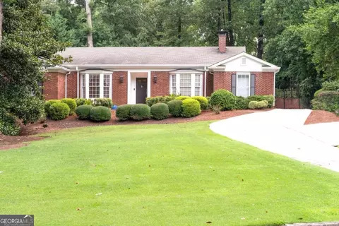 558 Timberland Dr, Atlanta, GA 30342