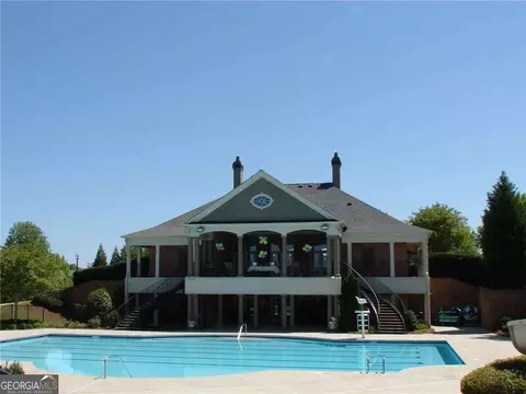 600 Grimsby Ct, Suwanee, GA 30024 photo 3