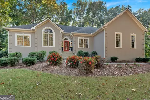 6144 Pritchett Dr, Powder Springs, GA 30127