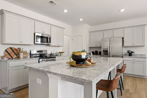 236 Vision St, Winder, GA 30680 photo 8