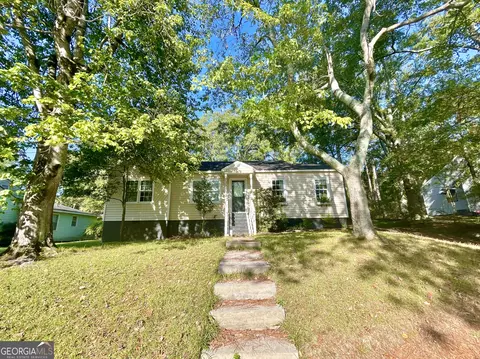 735 N Greenwood St, Lagrange, GA 30240