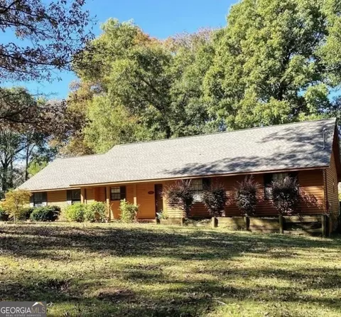 709 Brookdale Dr, Dublin, GA 31021