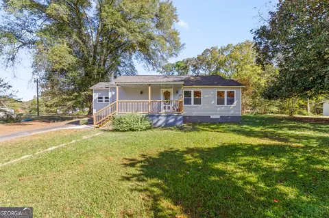740 W College St, Bowdon, GA 30108