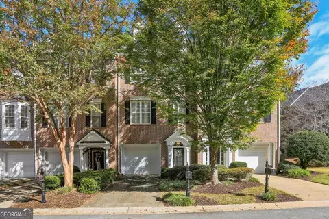 2004 Waters Edge Trl, Roswell, GA 30075