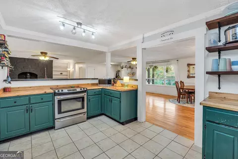 143 Crawley Rd, Williamson, GA 30292 photo 9