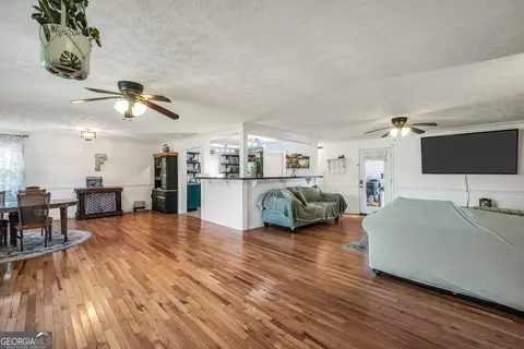 143 Crawley Rd, Williamson, GA 30292 photo 2
