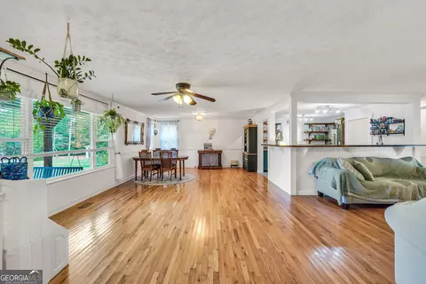 143 Crawley Rd, Williamson, GA 30292 photo 4