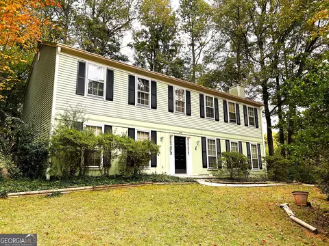 175 Laurel Mill Ct, Roswell, GA 30076