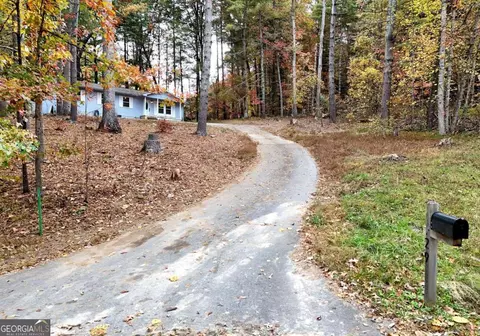 29 James Dr #3, Blairsville, GA 30512