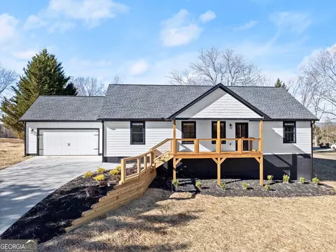 259 Deerfield Dr, Cleveland, GA 30528