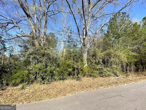 836 Mercer Dr, Elberton, GA 30635