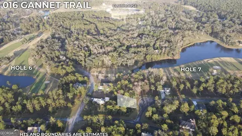 23 Gannet Trl, Waverly, GA 31565