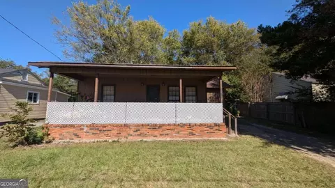 1213 Auburn Dr, Macon, GA 31206