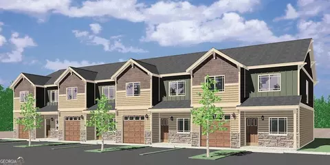 306 Beau Claire Cir, Byron, GA 31008