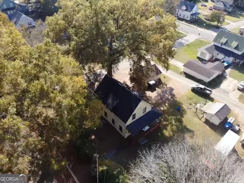 219 Grove Ave, Lindale, GA 30147