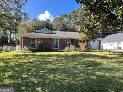 52 Cutoff Way, Richmond Hill, GA 31324