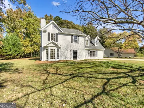 120 Birch Creek Cir, Mcdonough, GA 30253