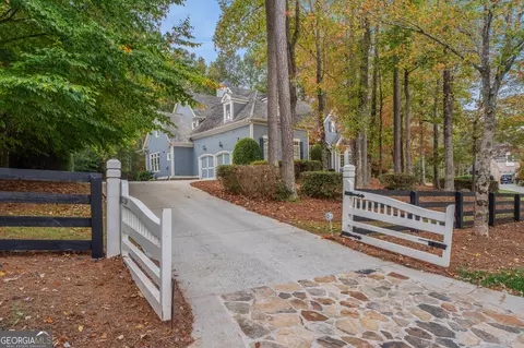 730 Old Saddle Ln, Milton, GA 30004 photo 2