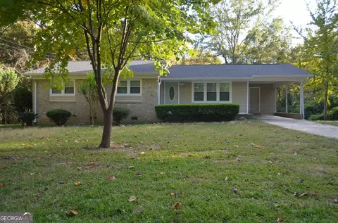 1041 S Pine Knoll Dr, Macon, GA 31204