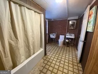 Bath - 311 E 4th St, West Point, GA 31833 photo 4 of 4