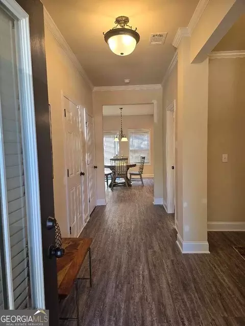 5651 Laney Dr, Rex, GA 30273 photo 3