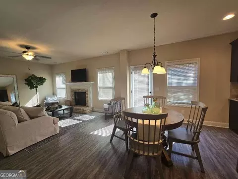 5651 Laney Dr, Rex, GA 30273 photo 8