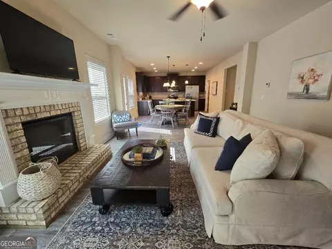 5651 Laney Dr, Rex, GA 30273 photo 5