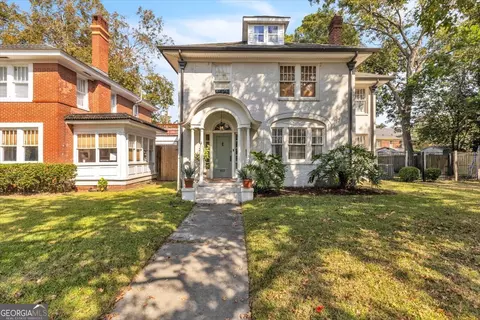 622 E 48th St, Savannah, GA 31405