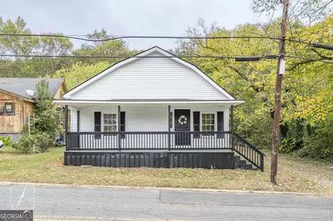671 Park Ave SE, Lindale, GA 30147