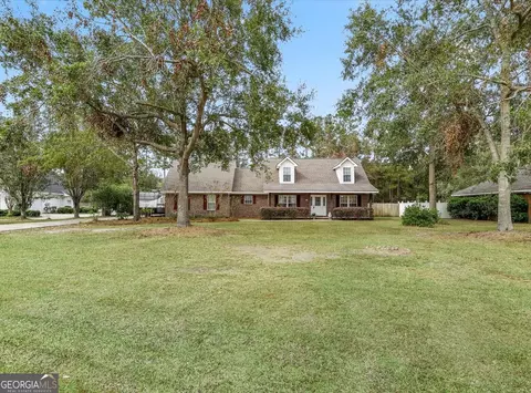 227 Wild Rose Dr, Guyton, GA 31312
