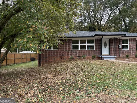 48 Hilltop Ln, Toccoa, GA 30577