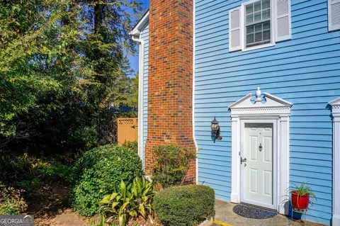5567 Clover Rise Ln, Norcross, GA 30093
