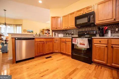 213 Rhett Dr, Bowdon, GA 30108 photo 8