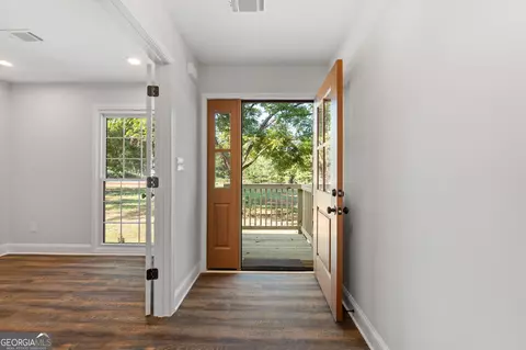 1067 E Lake Rd, Mcdonough, GA 30252 photo 5