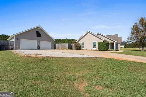 139 Manley Dr, Hampton, GA 30228 photo 4
