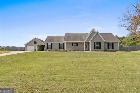 139 Manley Dr, Hampton, GA 30228 photo 2