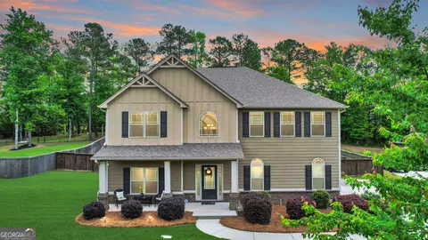 30 Windward Ct, Senoia, GA 30276