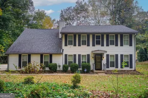 8318 Dawn Dr, Jonesboro, GA 30236
