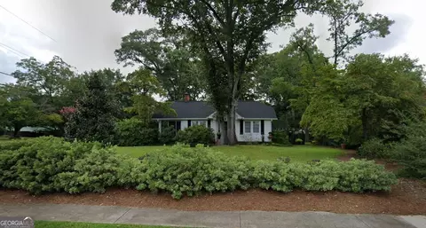 106 Cleveland St, Mcdonough, GA 30253