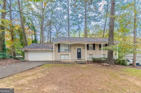 1440 Cedar Ridge Ct, Stone Mountain, GA 30083