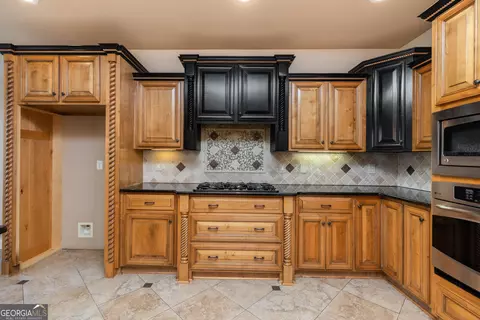 Kitchen - 505 Arbor Ln, Centerville, GA 31028 photo 8 of 8