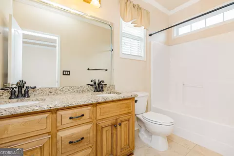 Bath - 505 Arbor Ln, Centerville, GA 31028 photo 8 of 9