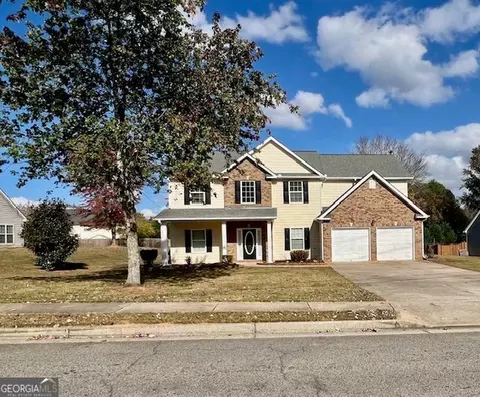 93 Fears Dr, Hampton, GA 30228