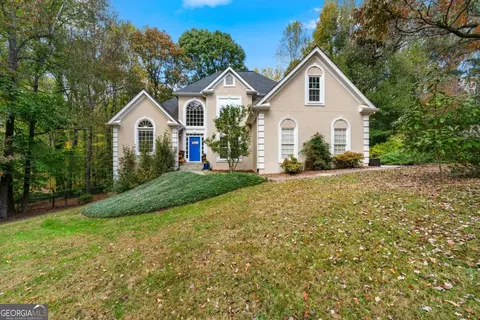 4620 Oakhurst Ln, Alpharetta, GA 30004
