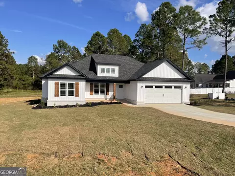 352 Mace Cannon Rd, Dublin, GA 31021